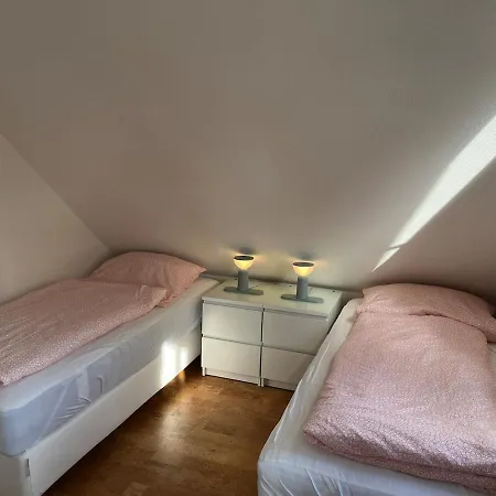 Ruhig Gelegenes Mit Kamin