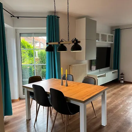 Ruhig Gelegenes Mit Kamin Holiday home